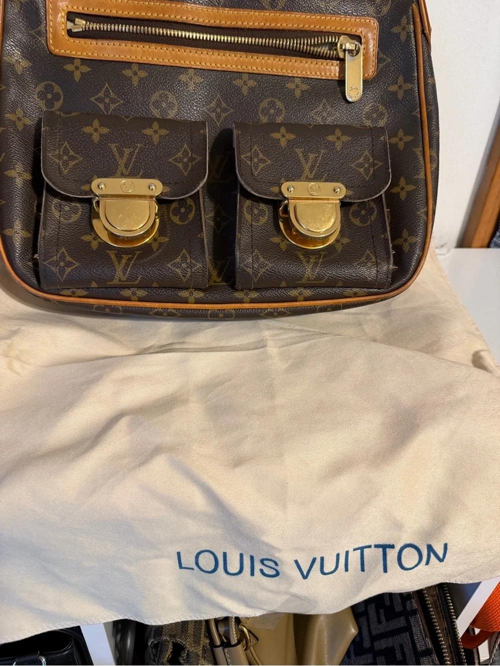 Vintage LV